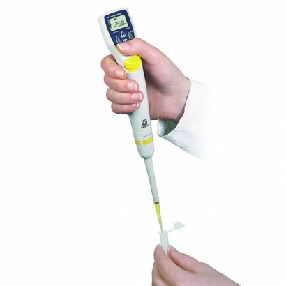 transferpette_e_pipetting_84.jpg